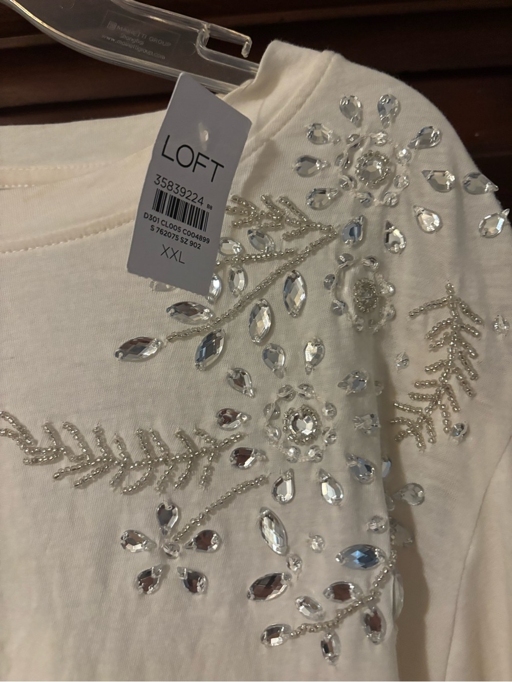 LOFT Ivory crystal Embellished Floral Tee xxl